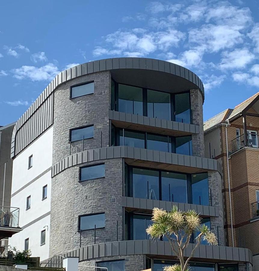 2 The View Apartments Ilfracombe - Seafront, Parking, Lift, Ev Extérieur photo