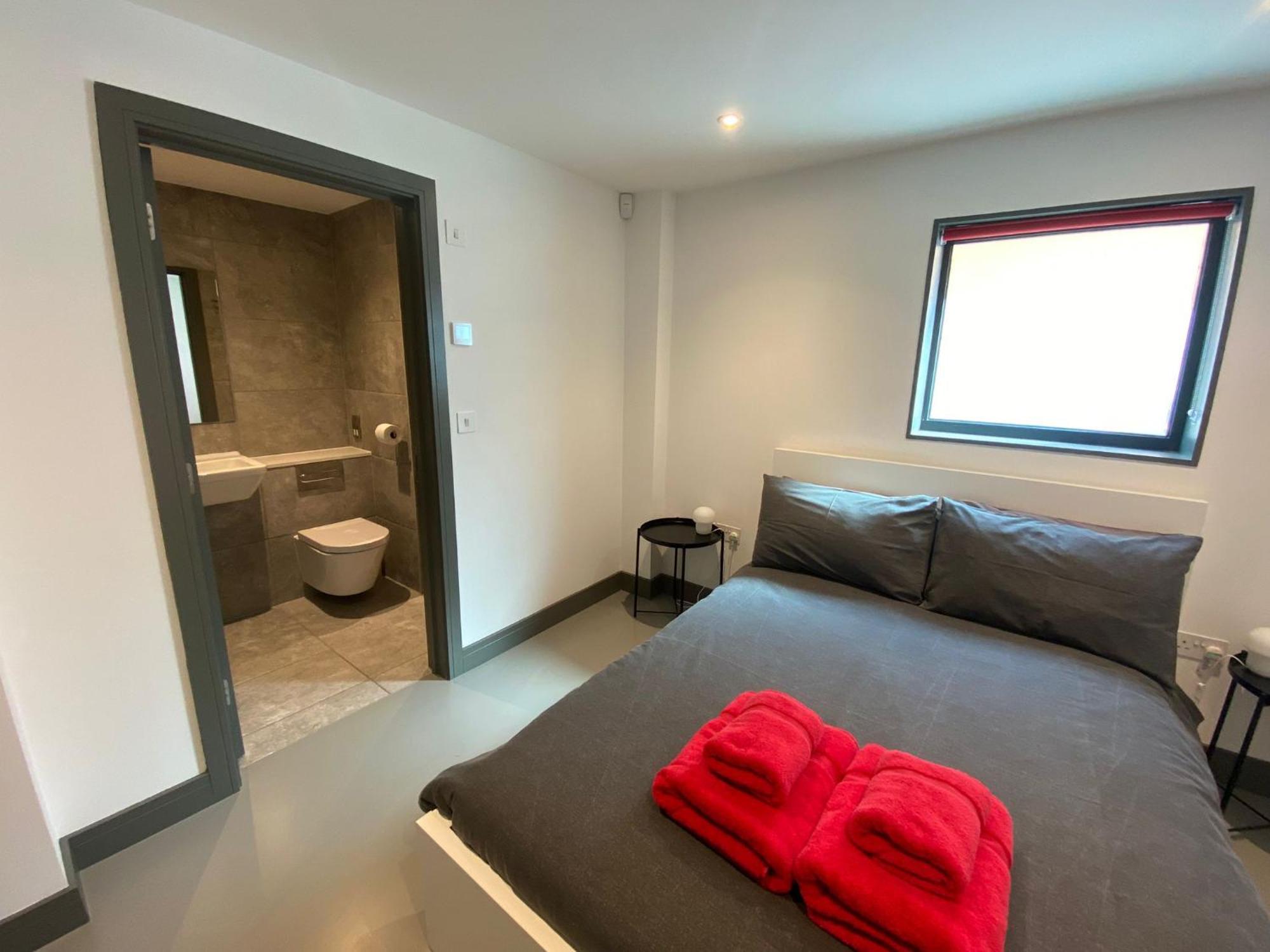 2 The View Apartments Ilfracombe - Seafront, Parking, Lift, Ev Extérieur photo