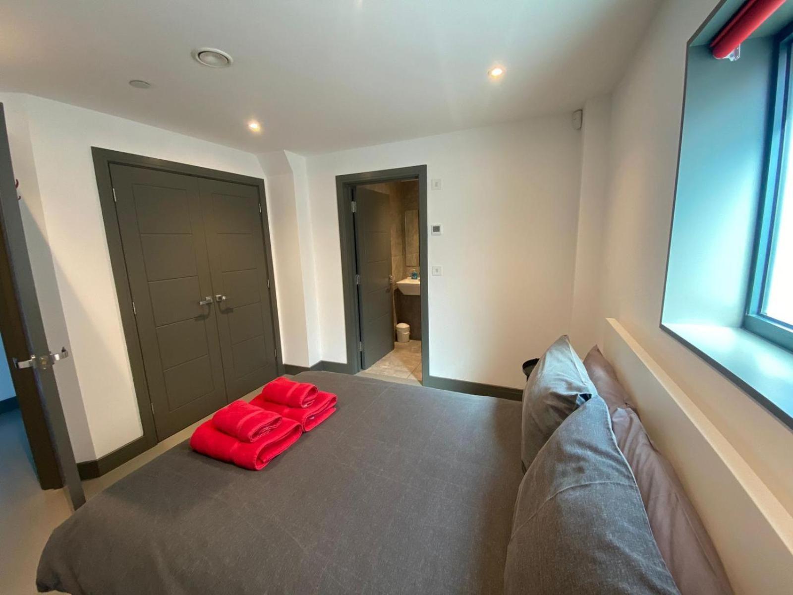 2 The View Apartments Ilfracombe - Seafront, Parking, Lift, Ev Extérieur photo