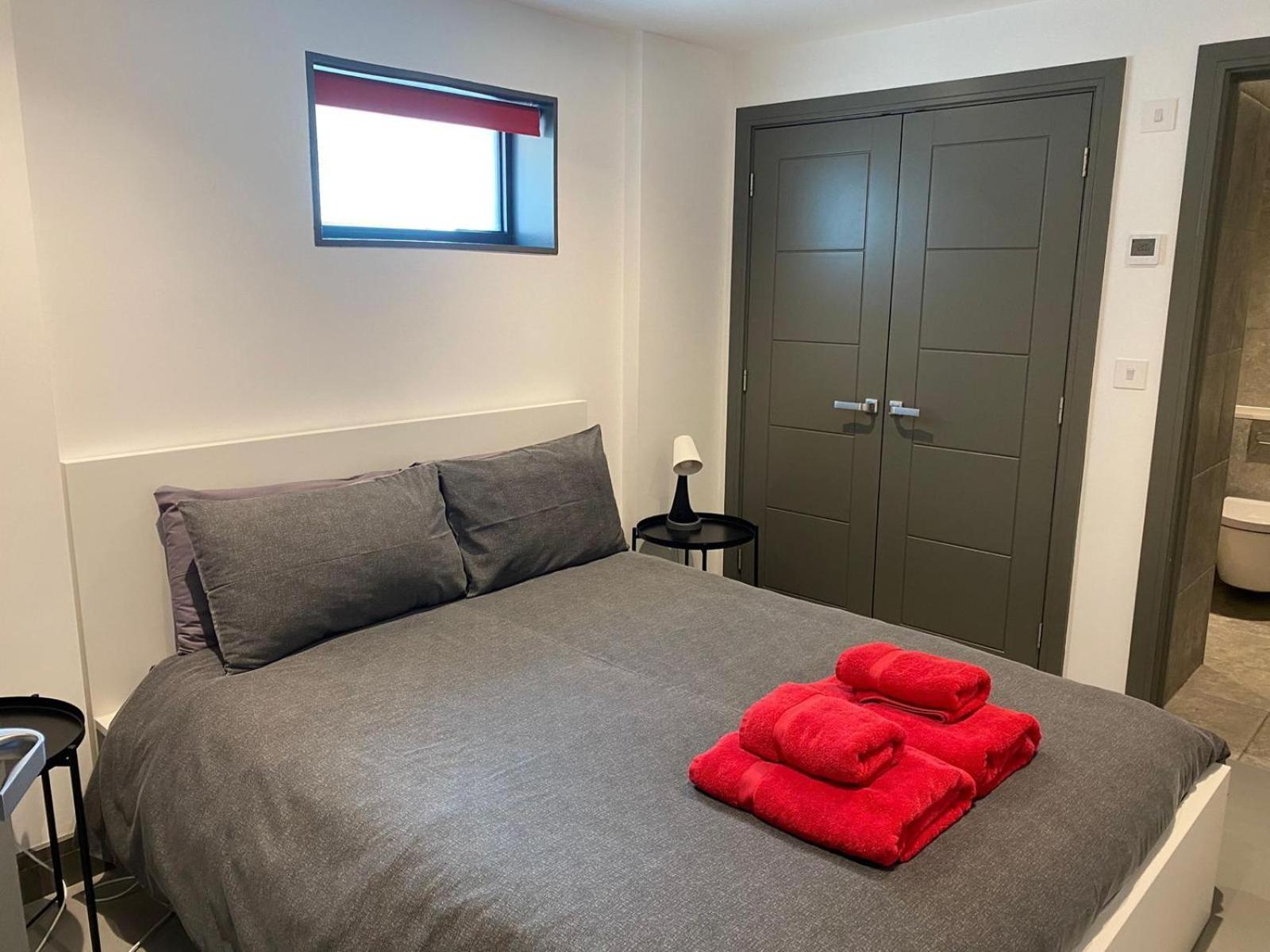 2 The View Apartments Ilfracombe - Seafront, Parking, Lift, Ev Extérieur photo